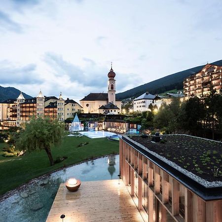 Adler Spa Resort Dolomiti Ortisei Ngoại thất bức ảnh