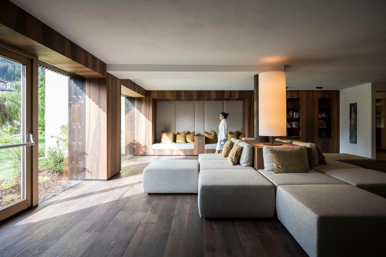 Adler Spa Resort Dolomiti Ortisei Ngoại thất bức ảnh