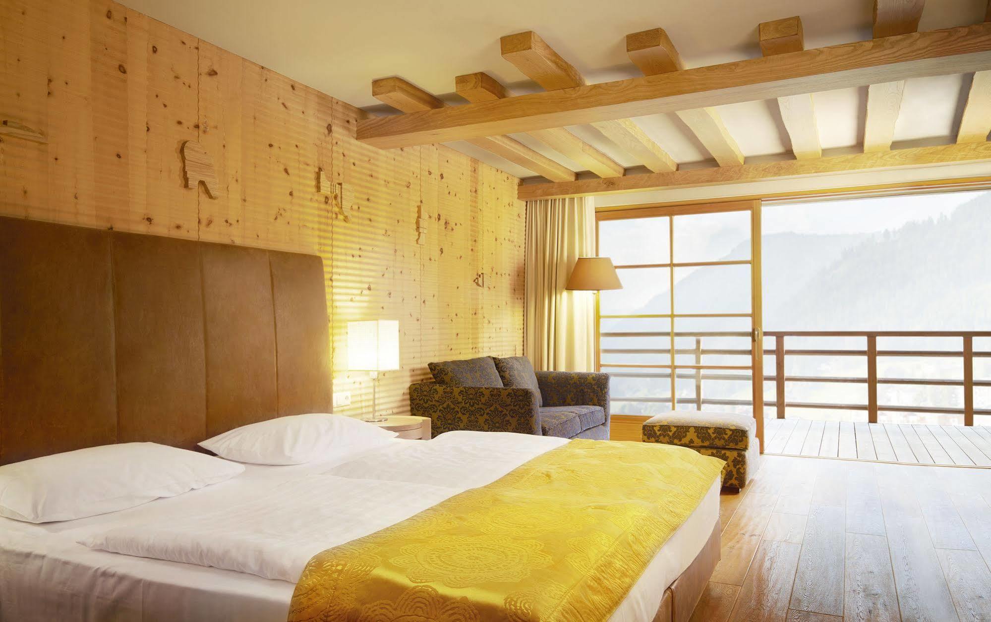Adler Spa Resort Dolomiti Ortisei Ngoại thất bức ảnh